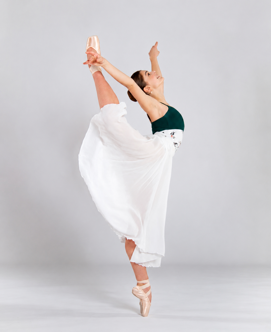 Hannah Goetze performing ballet, dance physiotherapy in Glenelg